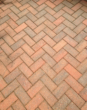 The cleared and cleaned patio, ready for those summer BBQs!